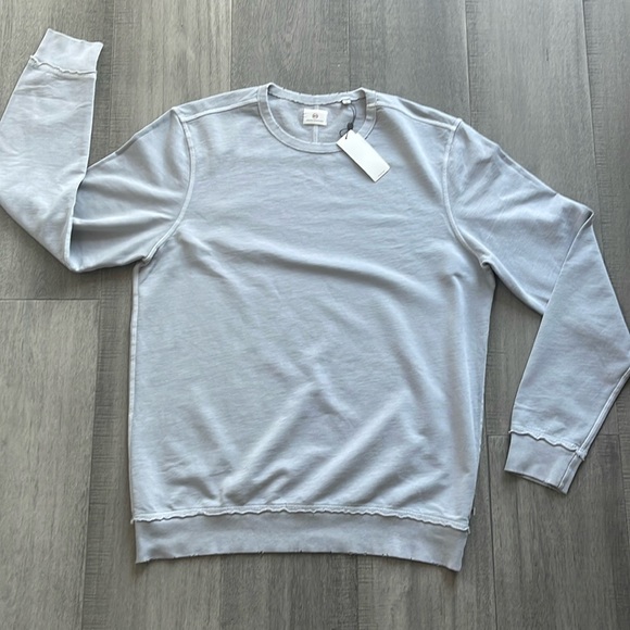 AG sweat shirt